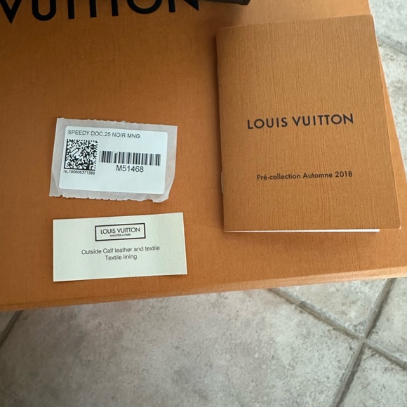 Brand new Louis Vuitton Speedy Doctor 25 - Picture 5 of 16